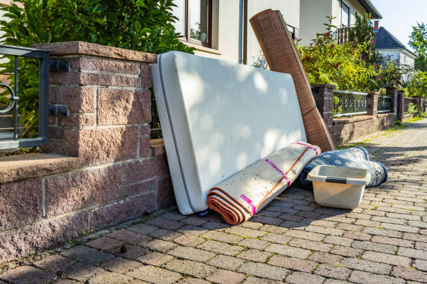 Best Yard Cleanup Services  in Mount Morris, IL